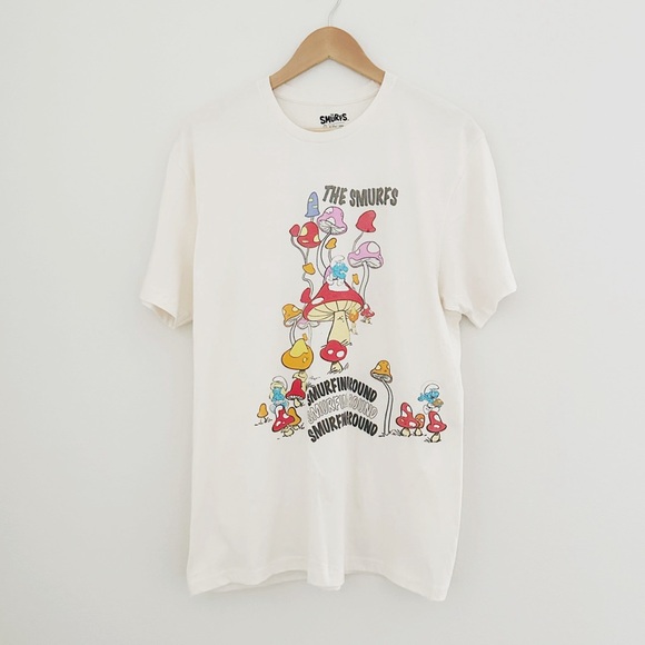 NEW The Smurfs Graphic Tee - Picture 1 of 5